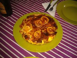 Pollo, pimientos rojos y queso de cabra, de Carmen G.C.