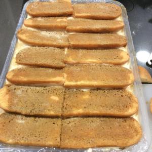 Terminando con una ultima capa de bizcochos